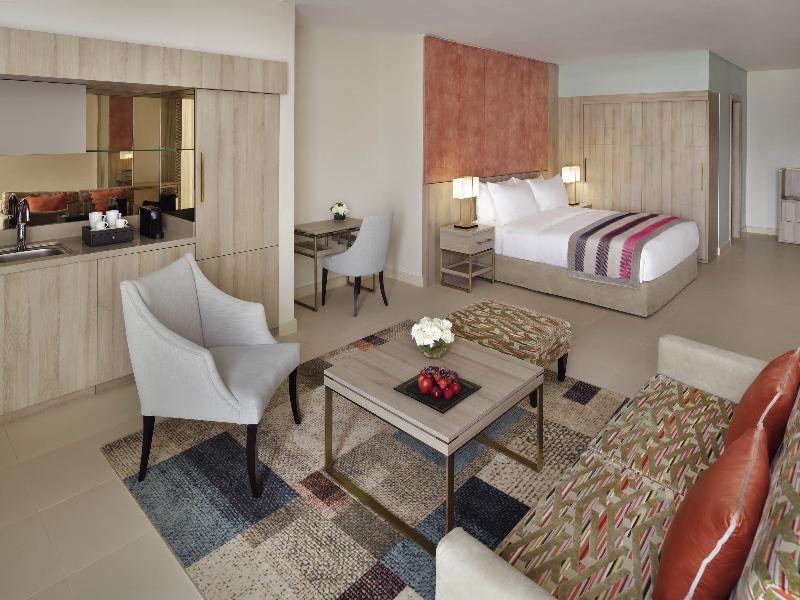 Movenpick Hotel Tahlia Jeddah - Oda
