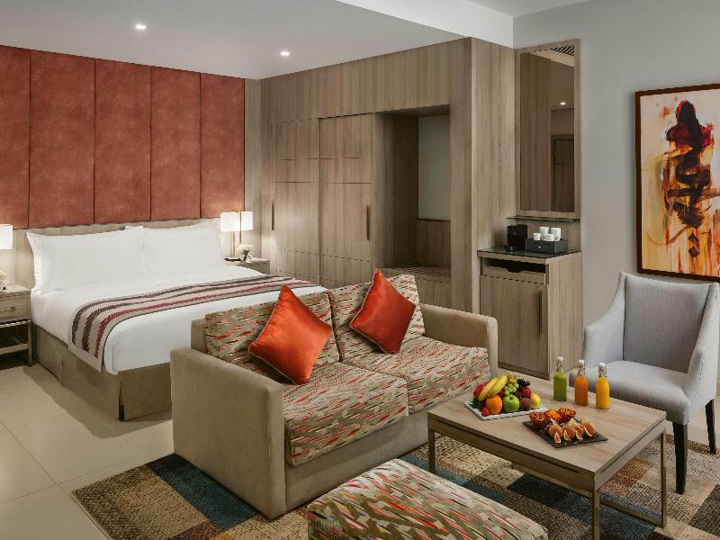 Movenpick Hotel Tahlia Jeddah - Oda