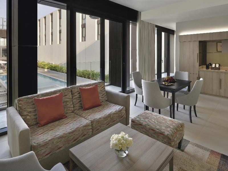 Movenpick Hotel Tahlia Jeddah - Oda