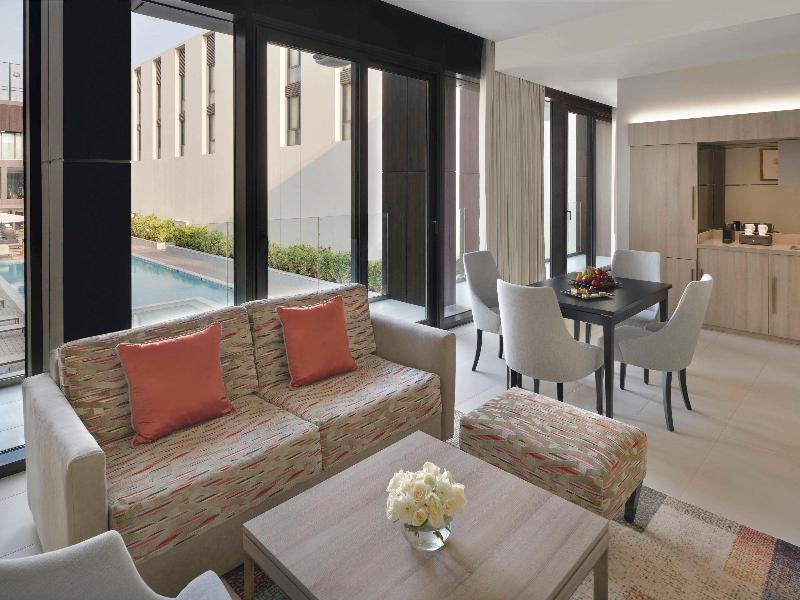 Movenpick Hotel Tahlia Jeddah - Oda