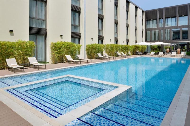 Movenpick Hotel Tahlia Jeddah - Havuz