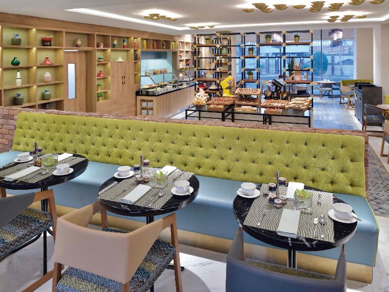 Movenpick Hotel Tahlia Jeddah - Restoran