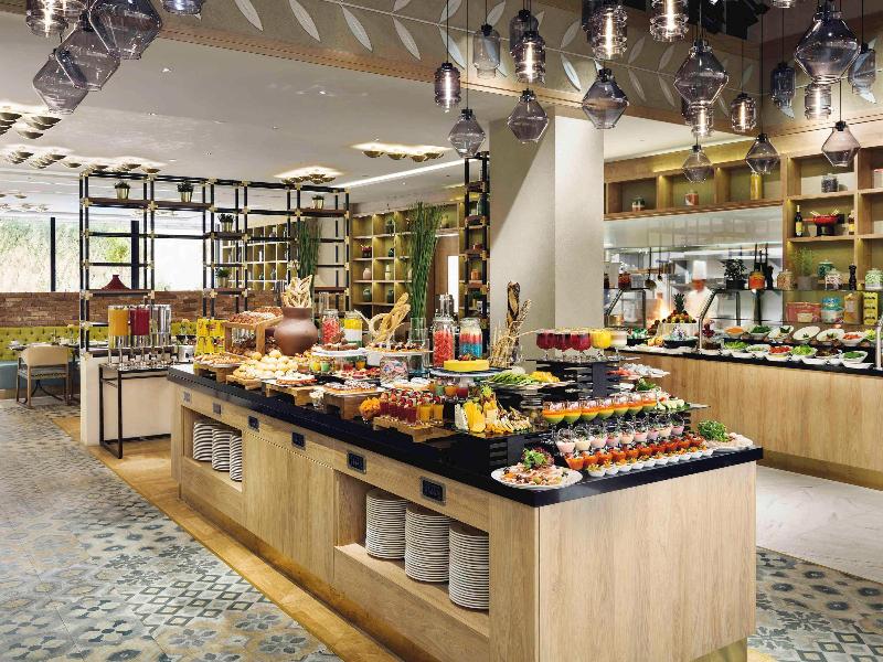 Movenpick Hotel Tahlia Jeddah - Restoran
