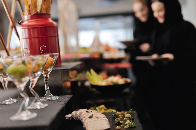Movenpick Hotel Tahlia Jeddah - Restoran
