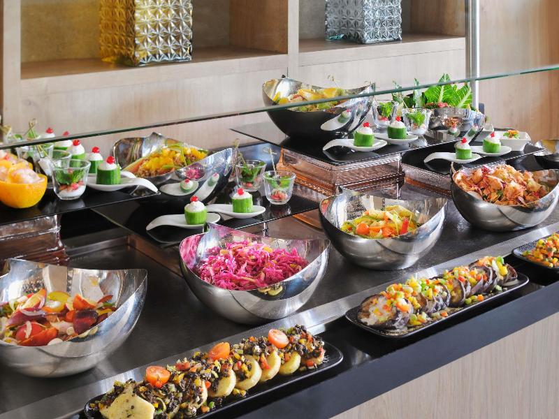 Movenpick Hotel Tahlia Jeddah - Restoran