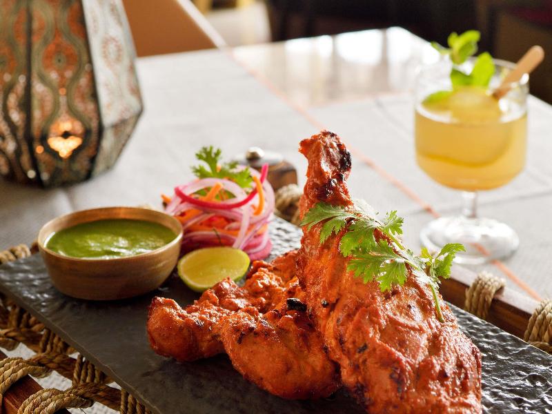 Movenpick Hotel Tahlia Jeddah - Restoran