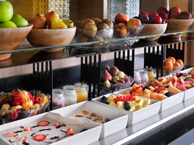 Movenpick Hotel Tahlia Jeddah - Restoran