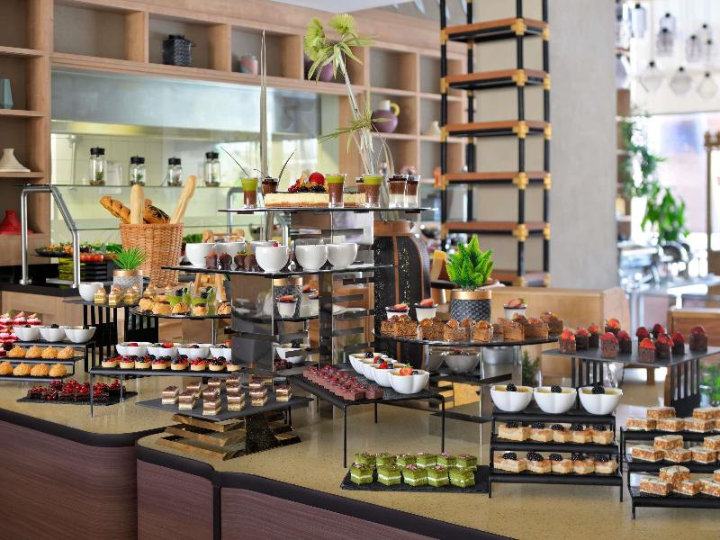 Movenpick Hotel Tahlia Jeddah - Restoran