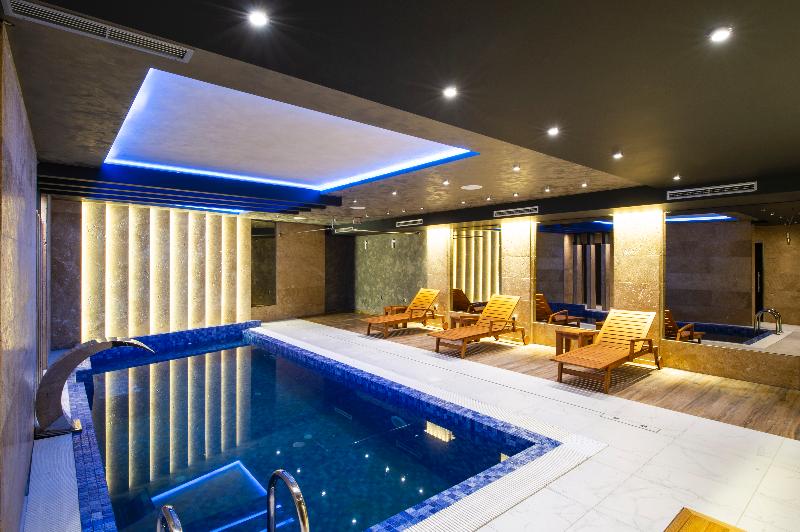 Amsterdam hotel - Havuz