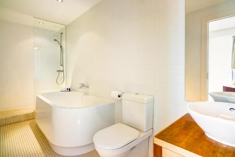 Apex City Quay & Spa - Genel