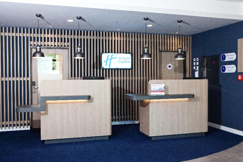 Holiday Inn Express Frankfurt Airport - Raunheim - Genel