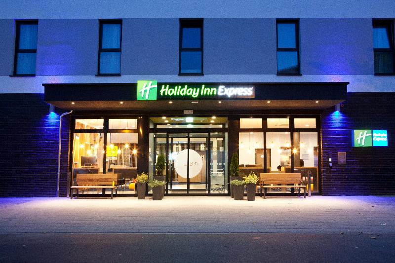 Holiday Inn Express Frankfurt Airport - Raunheim - Genel