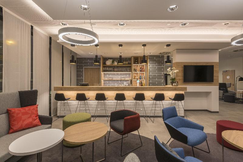 Holiday Inn Express Wuppertal Hauptbahnhof - Bar
