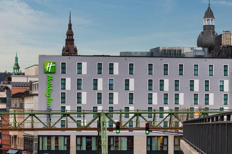 Holiday Inn Express Wuppertal Hauptbahnhof - Genel