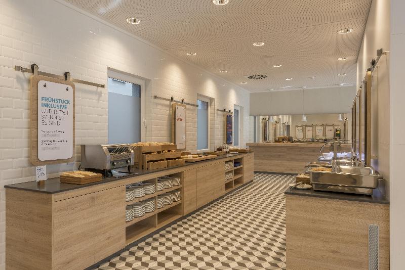 Holiday Inn Express Wuppertal Hauptbahnhof - Restoran