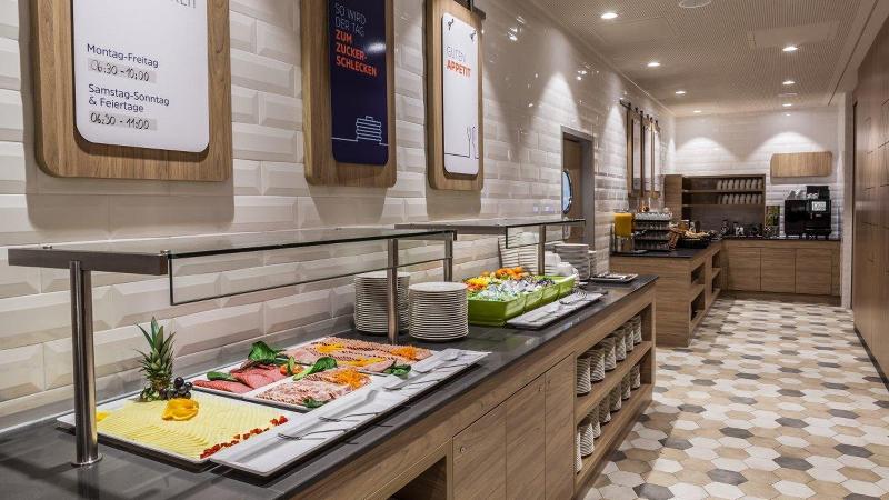 Holiday Inn Express Wuppertal Hauptbahnhof - Restoran