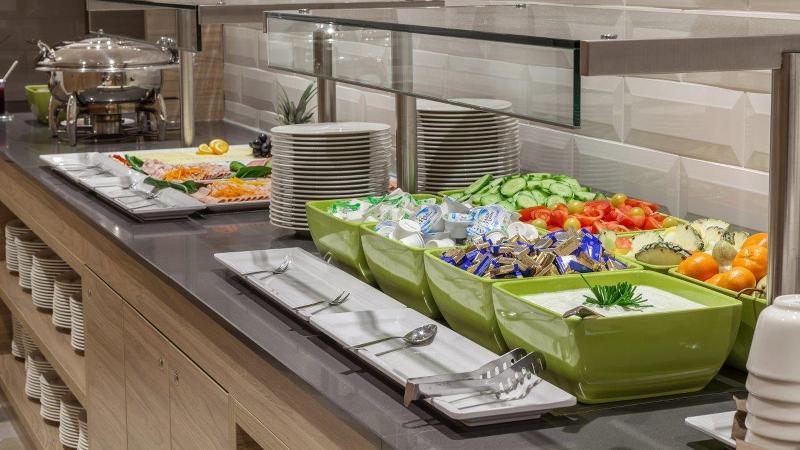 Holiday Inn Express Wuppertal Hauptbahnhof - Restoran