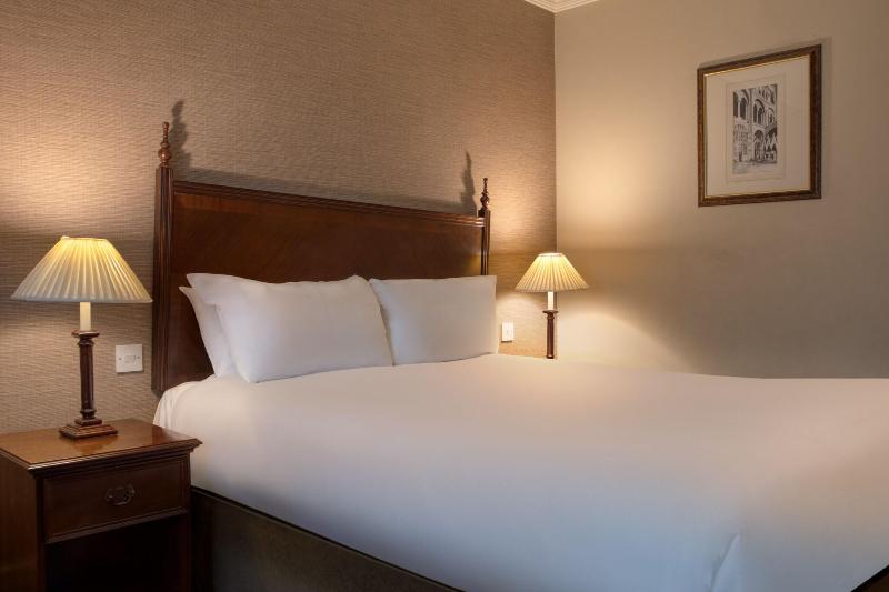Winchester Wessex Hotel by Sunday - Oda