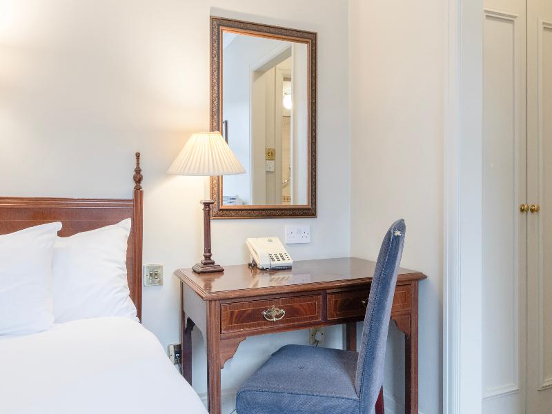 Winchester Wessex Hotel by Sunday - Oda