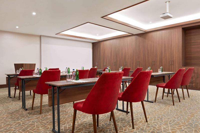 Ramada By Wyndham Beylikduzu - Toplantı