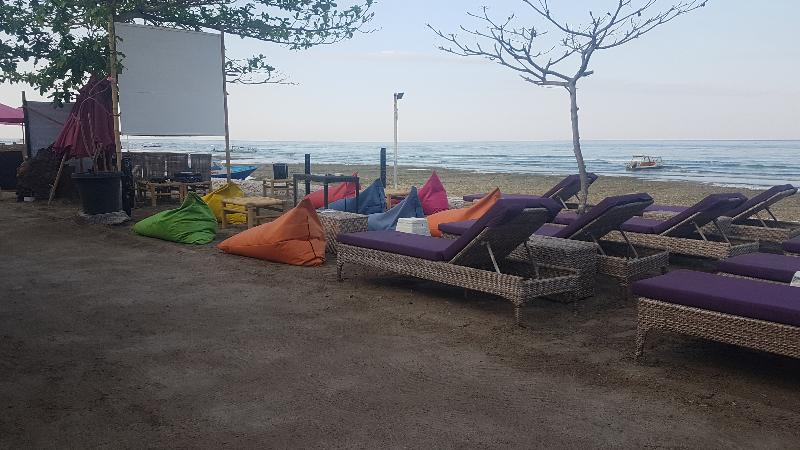 Meno Mojo Beach Resort - Restoran