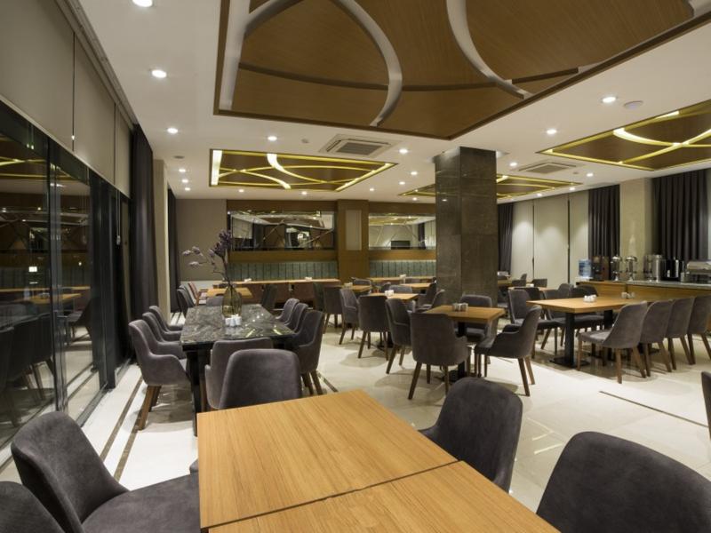 Md Barbaros Hotel - Restoran