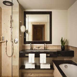 Interalpen-Hotel Tyrol fotoÄŸrafÄ±