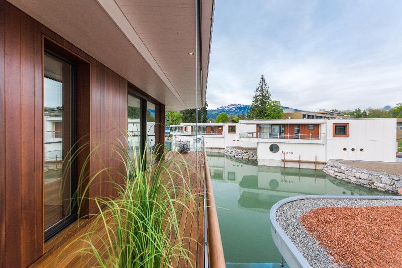 Luxury Villa – Deltapark - Teras