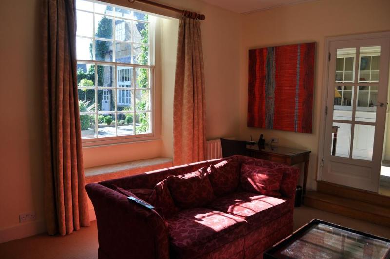 Cotswold House - Genel