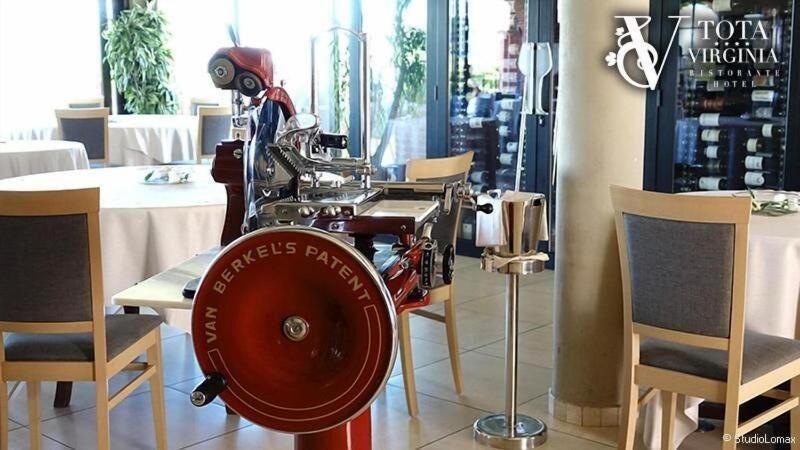 Ristorante Albergo Tota Virginia - Restoran
