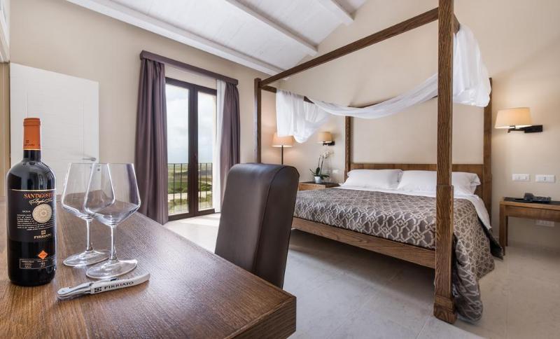 Baglio Soria Resort & Wine Experience - Oda