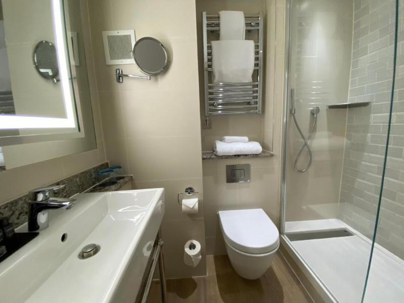 Castle Windsor Hotel - Oda