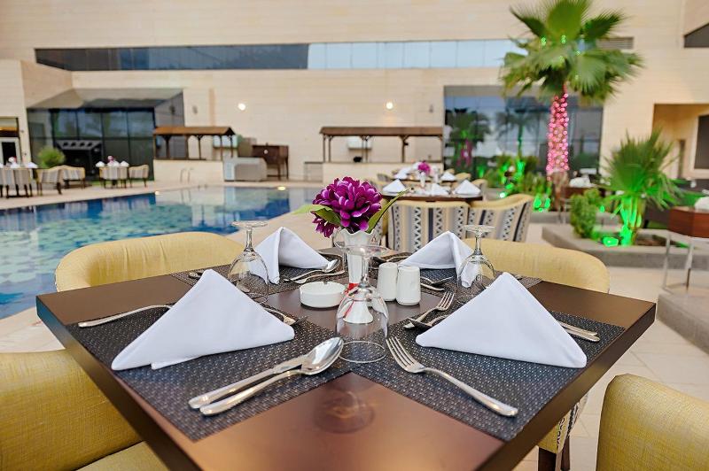 Makkah Al Azizia - Restoran