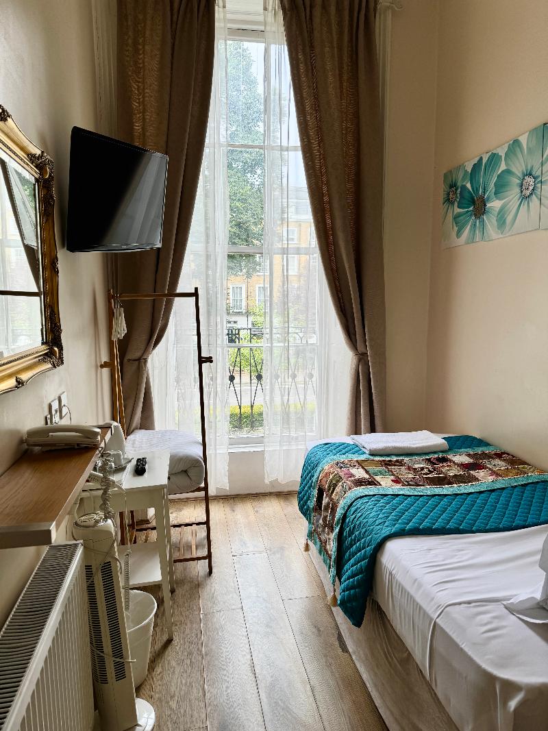 ABC Hyde Park Hotel - Oda