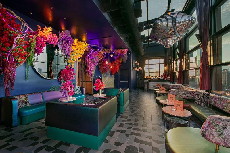 Moxy NYC Chelsea - Bar