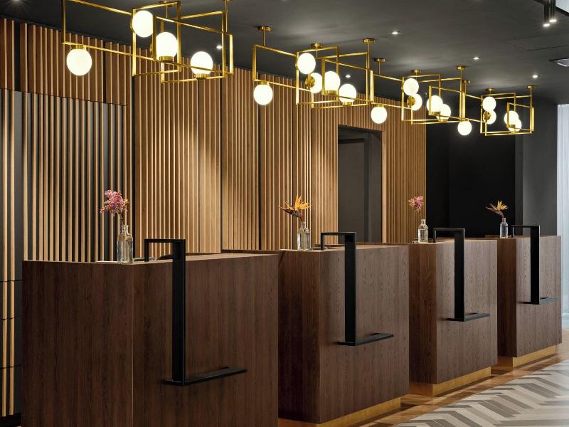 Renaissance Amsterdam Schiphol Airport Hotel - Lobi