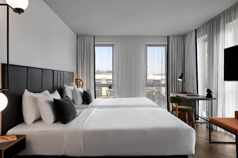 Renaissance Amsterdam Schiphol Airport Hotel - Oda