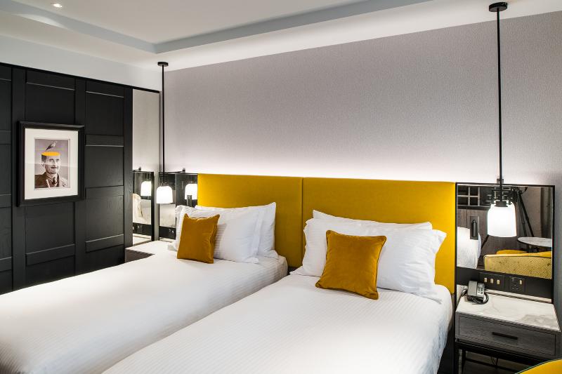 Autograph Collection The Dixon,Tower Bridge - Oda