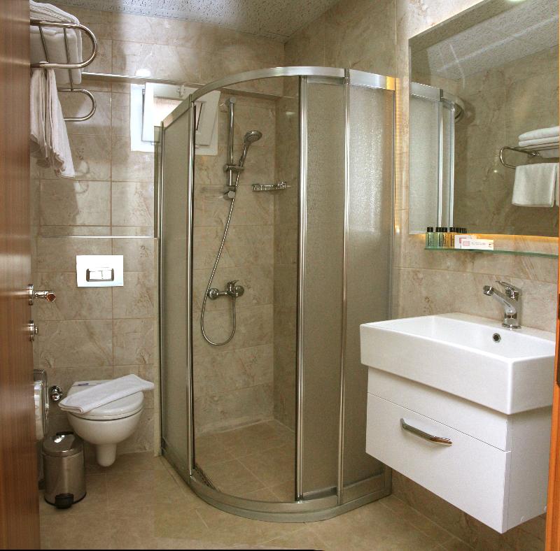 Green Garden Hotel - Oda