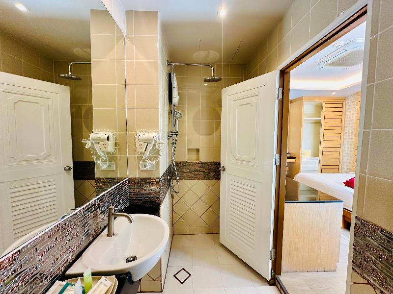 Anda Beachside Hotel - Oda