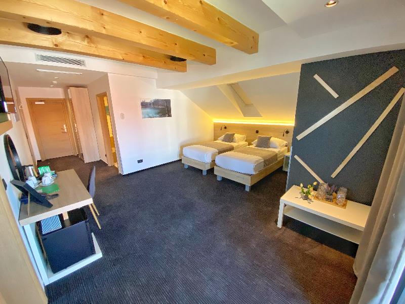 16 Lakes Hotel - Genel