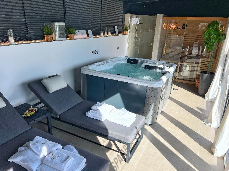 16 Lakes Hotel - Genel