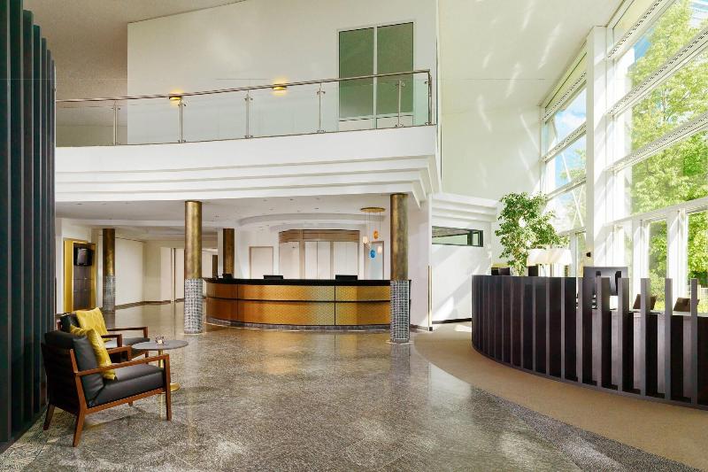 Sheraton Offenbach Hotel - Lobi