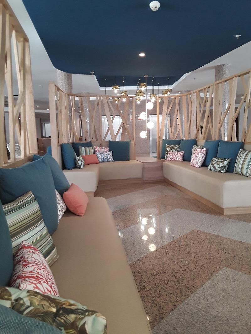 Gara Suites Golf & Spa - Lobi