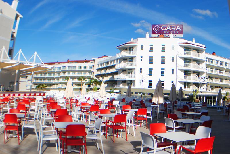 Gara Suites Golf & Spa - Teras