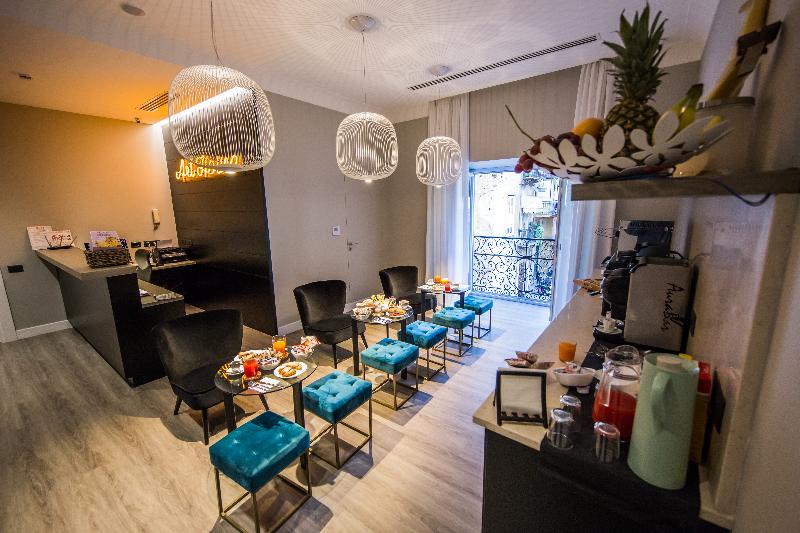 B&B Art House - Lobi
