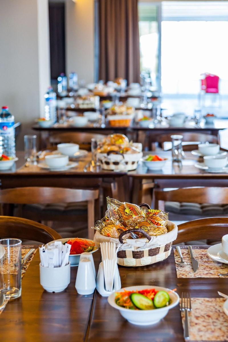 Tzob Otel - Restoran
