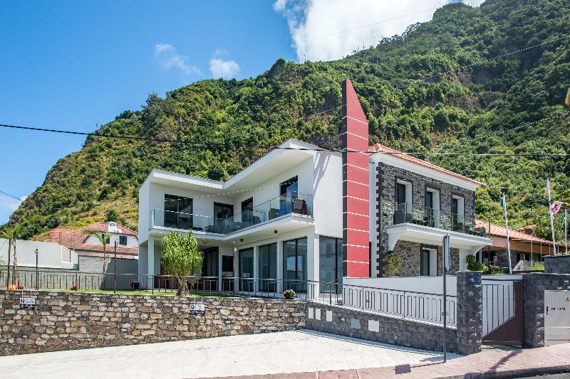 Enxurros House - Lobi