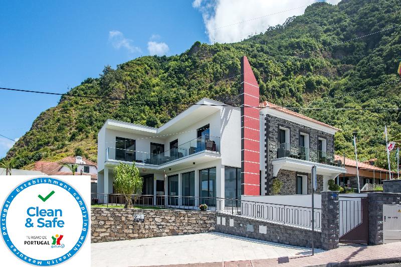 Enxurros House - Lobi