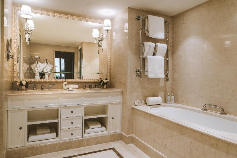 Hotel Splendide Royal Paris - Oda